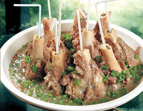 襄陽(yáng)味道：筒子骨